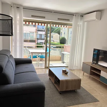 Proche De La Et Du Centre